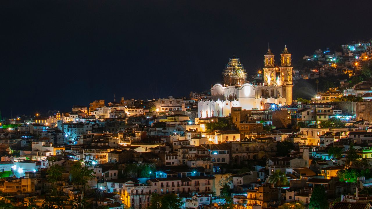 Ni Madrid ni Barcelona: estos son los 7 municipios más ricos de España según el INE