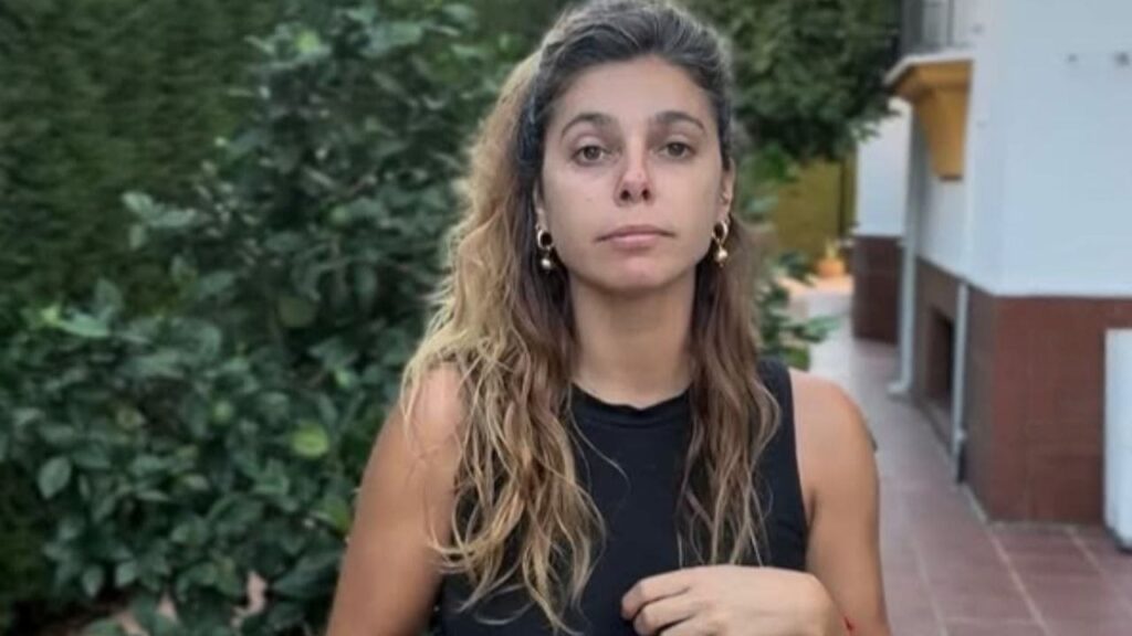 Pau, una paciente de dolor crónico con "miles de ganas de vivir" que expresa sus emociones cuando 'nadie le ve'