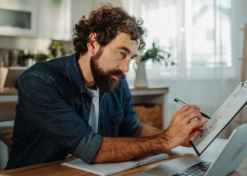 Las personas en paro no están obligadas a presentar la Declaración de la Renta en 2026