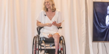 Tammy Gibson,: speaker de motivación tras una enfermedad que le arrebató una pierna