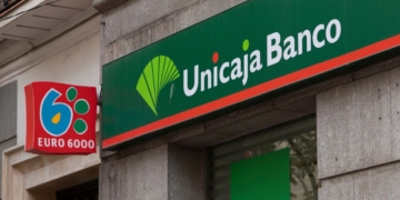 Unicaja adelanta el pago de las pensiones en 2026