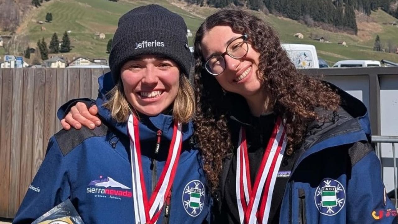 Victoria Ibáñez y Alejandra Requesens, esquiadora con discapacidad visual