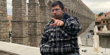 Andrés Martín, divulgador de la discapacidad, desmiente cinco mitos sobre el síndrome de Moebius