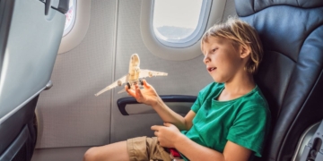 Laura Sánchez lanza una serie de consejos para viajar en avión con un niño con discapacidad: "Es posible"