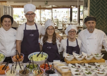 El hotel 'H10 Cambrils Playa' apuesta por la inclusión laboral de personas con discapacidad intelectual