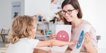 La importancia de la formación del profesorado para la atención de alumnos con autismo