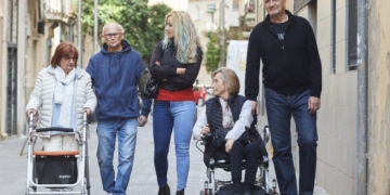 En busca de la cura de la Esclerosis Múltiple: "Me ha arrebatado mi libertad y mi independencia"