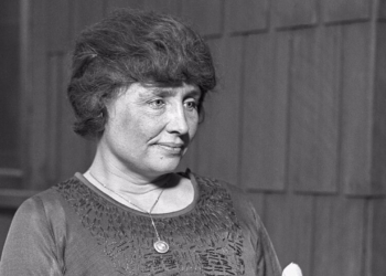 Helen Keller, la primera persona sordociega en graduarse en la Universidad