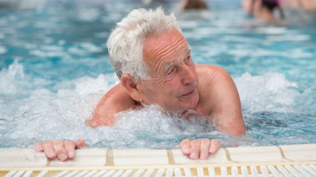 Beneficios de las personas mayores al participar en el programa de Termalismo del IMSERSO