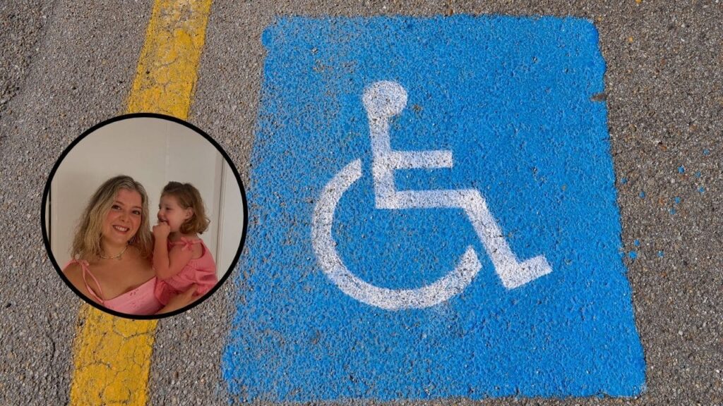 La madre de una niña con discapacidad carga contra el mal uso de plazas PMR: «No seas egoísta»