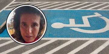 Laura Sánchez reclama respeto para las plazas de aparcamiento PMR