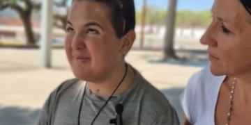 Lázaro, un joven de 18 que perdió la visión con seis meses y sueña con ser locutor de radio