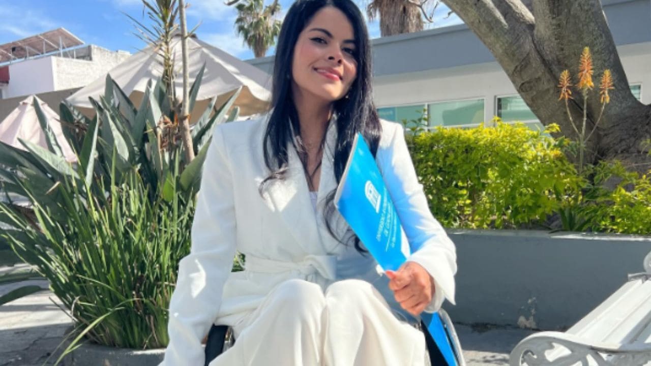 Lupita Ballesteros, nutricionista con discapacidad, expone la relación entre la alimentación y una lesión medular