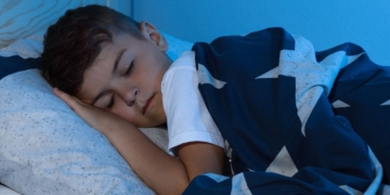 Beneficios de la manta de peso para personas con autismo