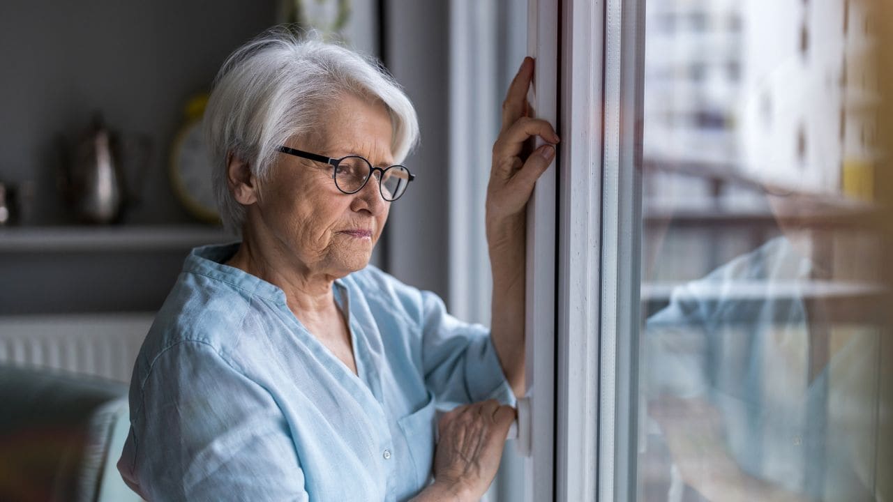 Reforma de accesibilidad en un edificio a petición de una persona mayor de 70 años