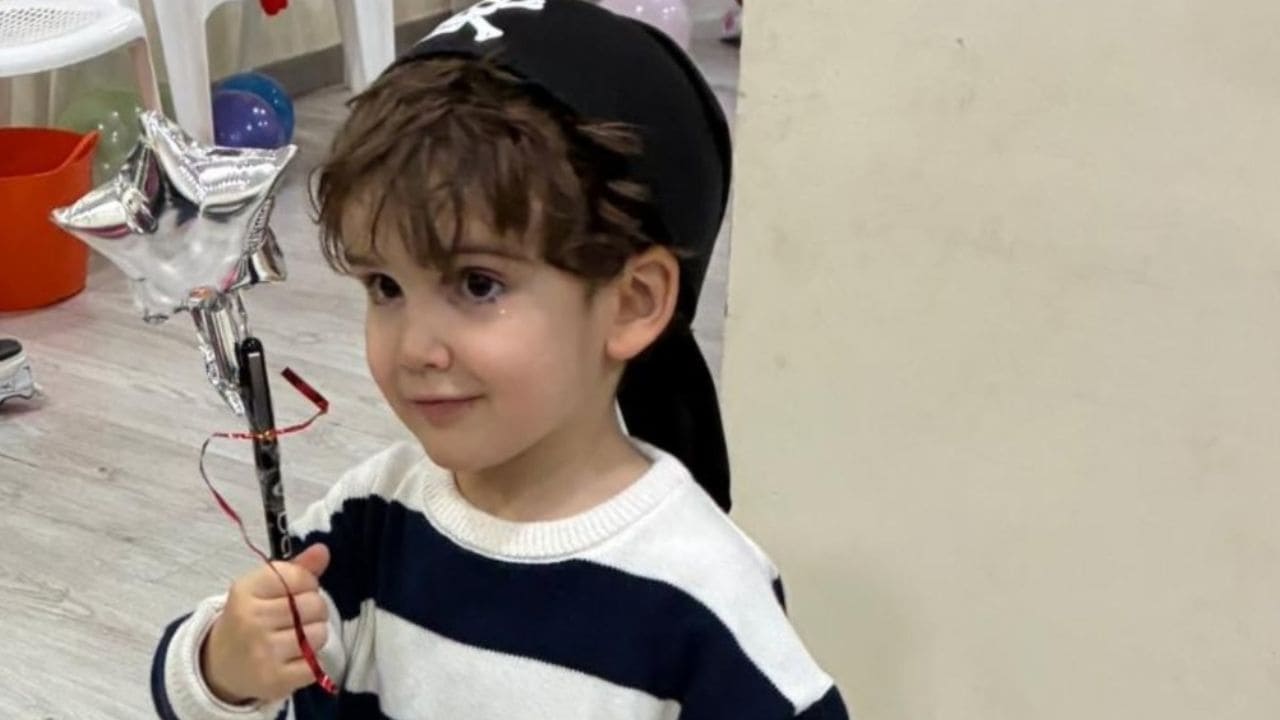 La lucha de Rober, un pequeño de 3 años, contra la Leucodistrofia de Alexander