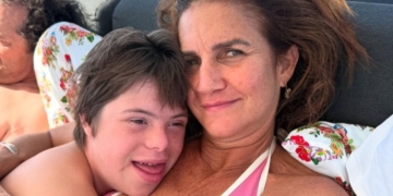 Samantha Vallejo-Nágera y su hijo 'Roscón' síndrome de Down