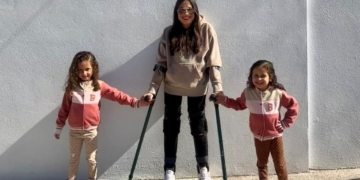 Una madre con lesión medular, cara a cara con la discapacidad: “Le dije que no iba a poder conmigo”