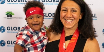 La impresionante historia detrás del oro olímpico de Elana Meyers: madre de dos hijos con discapacidad
