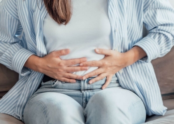 Una trabajadora logra una incapacidad permanente absoluta por incontinencia fecal