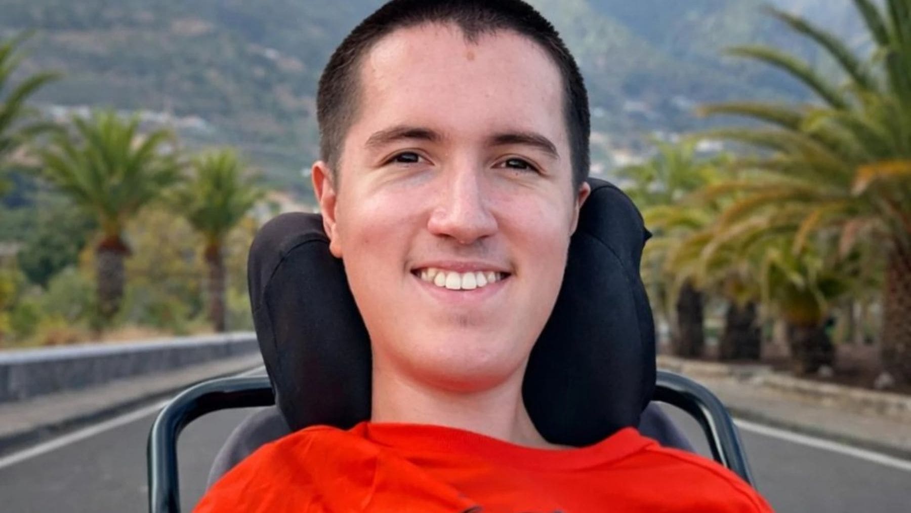 Aaron Artoni detalla los obstáculos que encuentra al viajar en avión con discapacidad