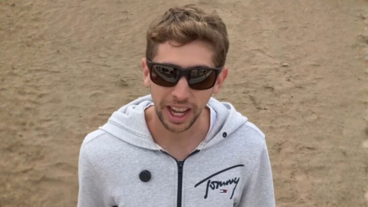 Jorge Caluz ofrece recomendaciones para que personas ciegas puedan ir a la playa esta Semana Santa