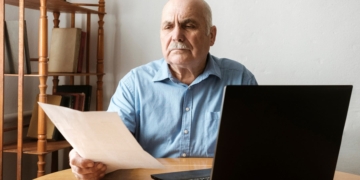 Un jubilado recibirá una indemnización del INSS por denegar el complemento de brecha de género en su pensión