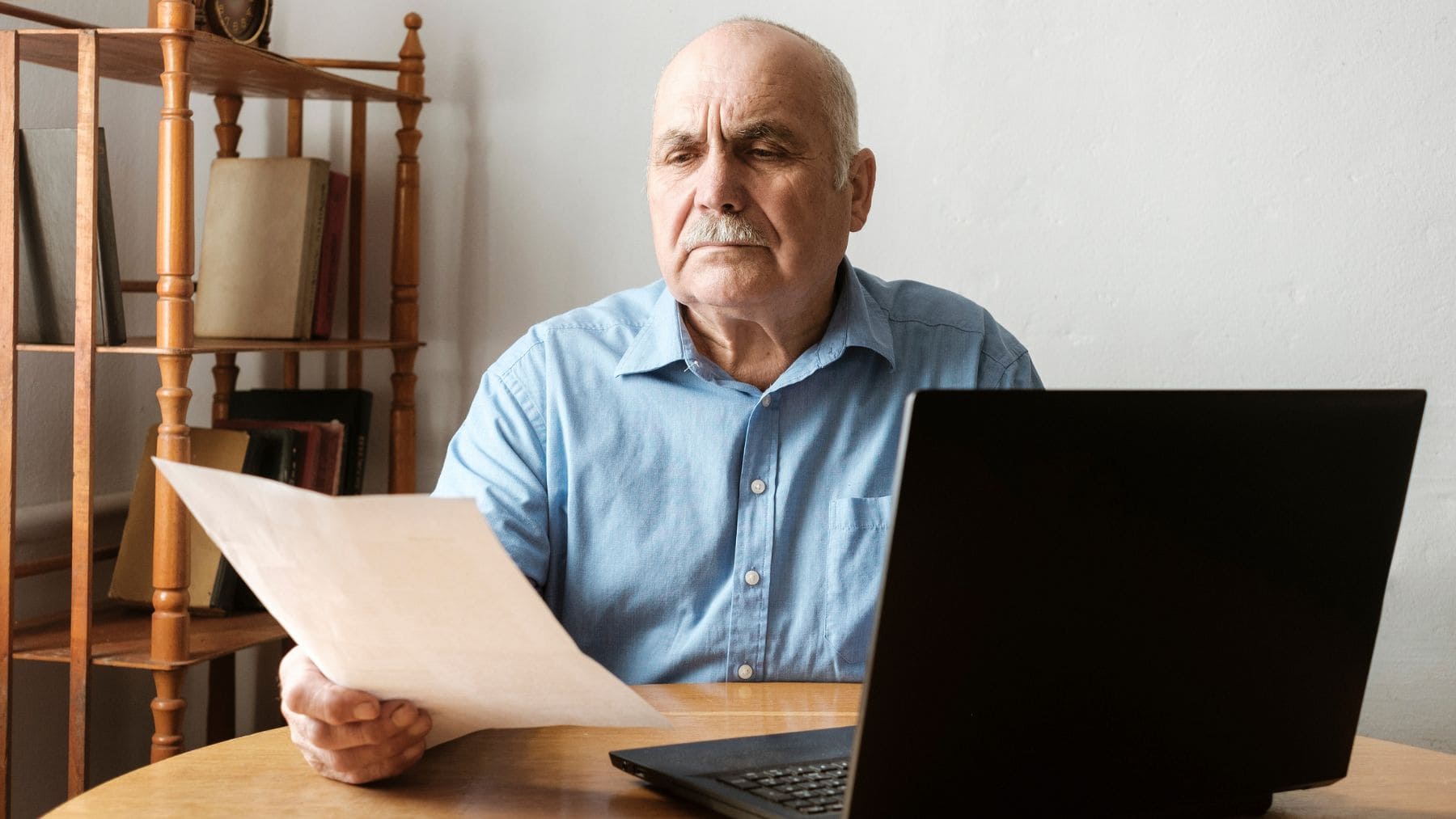 Un jubilado recibirá una indemnización del INSS por denegar el complemento de brecha de género en su pensión