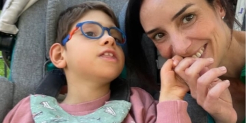 La familia de Fernando, un niño con enfermedad rara: "Cada día es una batalla superada"