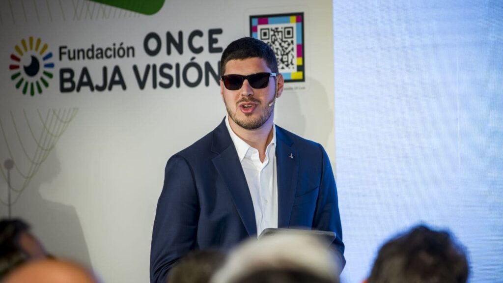 La ONCE presenta una nueva Fundación para mejorar la vida de personas con baja visión