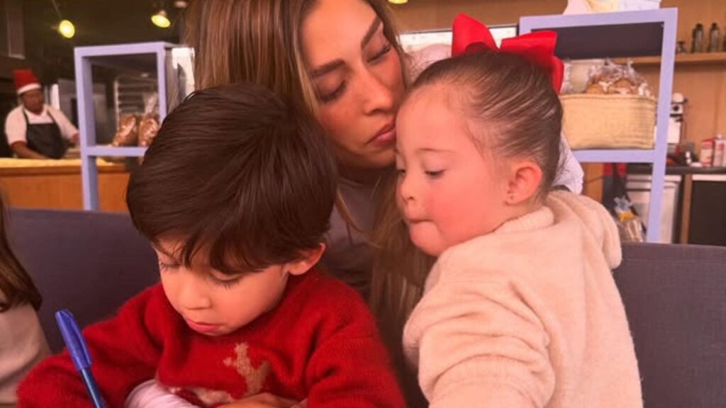 Gonzalo, un niño de 4 años que normaliza el síndrome de Down de su hermana: «Poco a poco aprende las cosas»