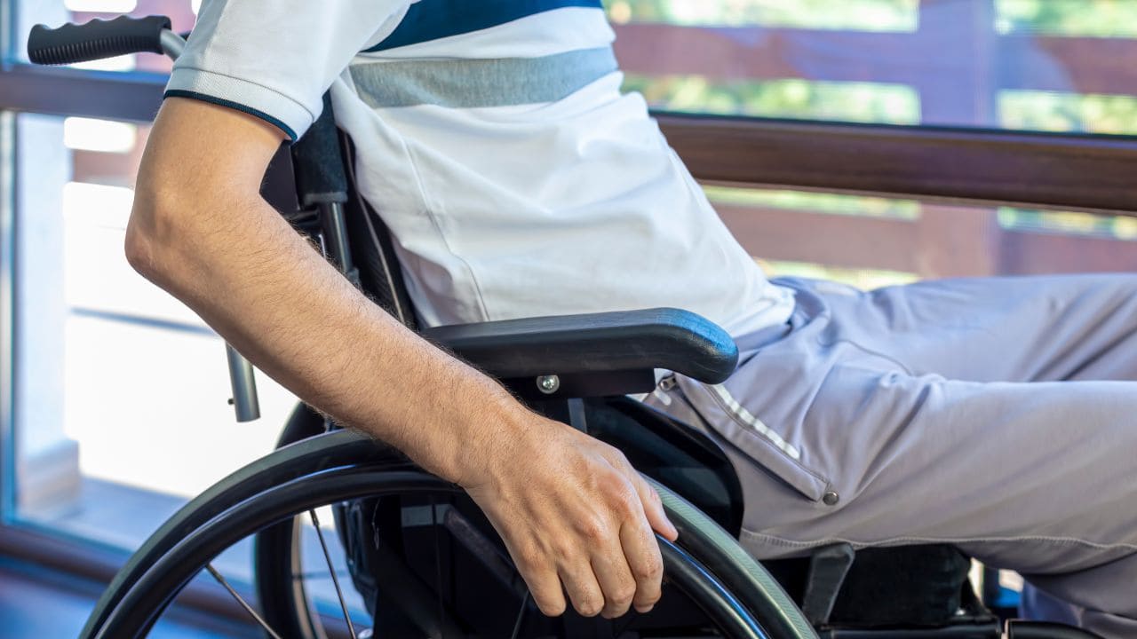 Trabajador logra una Gran Invalidez tras el error del INSS incapacidad permanente