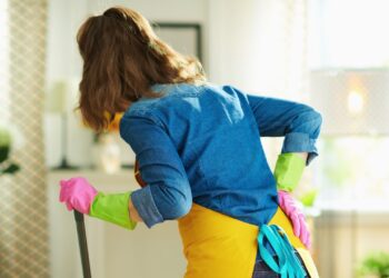 Limpiadora logra una incapacidad permanente por artrosis
