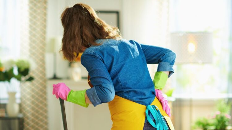 Limpiadora logra una incapacidad permanente por artrosis