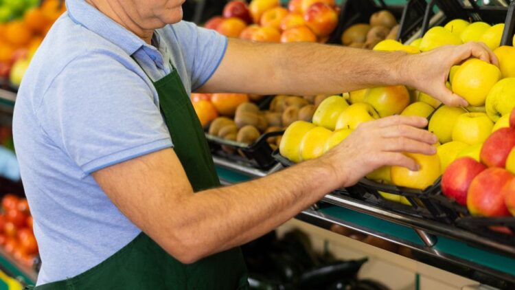 Ricardo, frutero de profesión, logra una incapacidad permanente absoluta