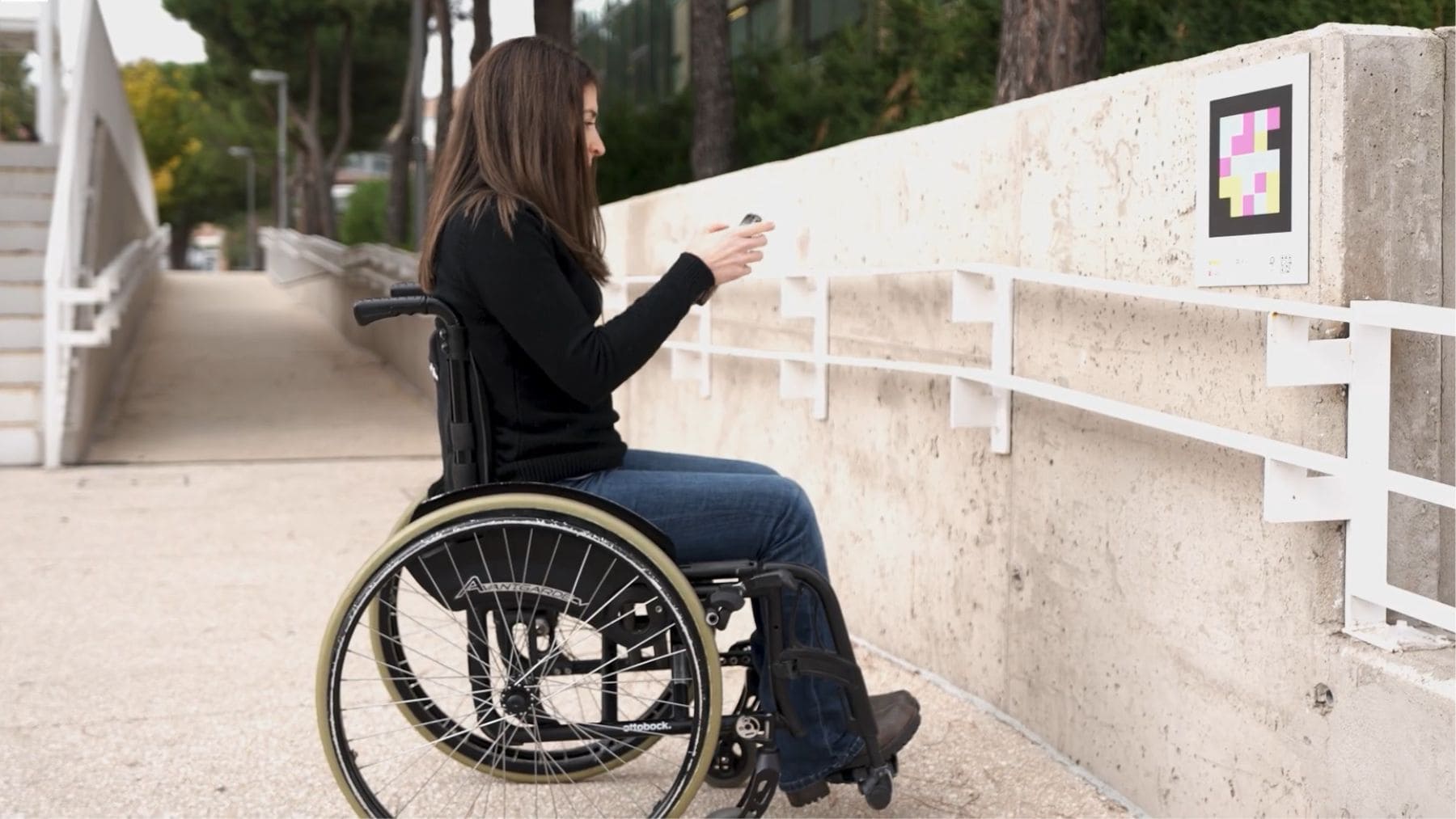 La Universidad Francisco de Vitoria desarrolla un sistema de guiado para mejorar la orientación de personas ciegas