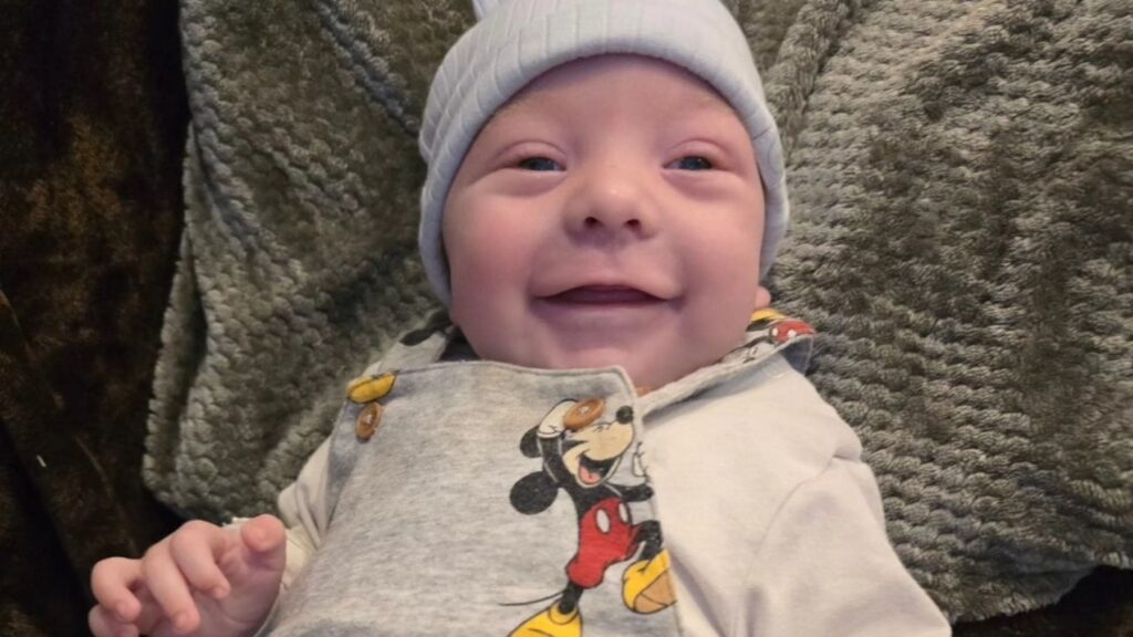 La historia de Nahel, un bebé con una enfermedad rara: «Verte crecer es una aventura increíble»