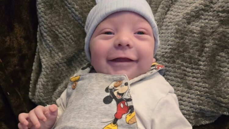 La historia de Nahel, un bebé con una enfermedad rara: "Verte crecer es una aventura increíble"