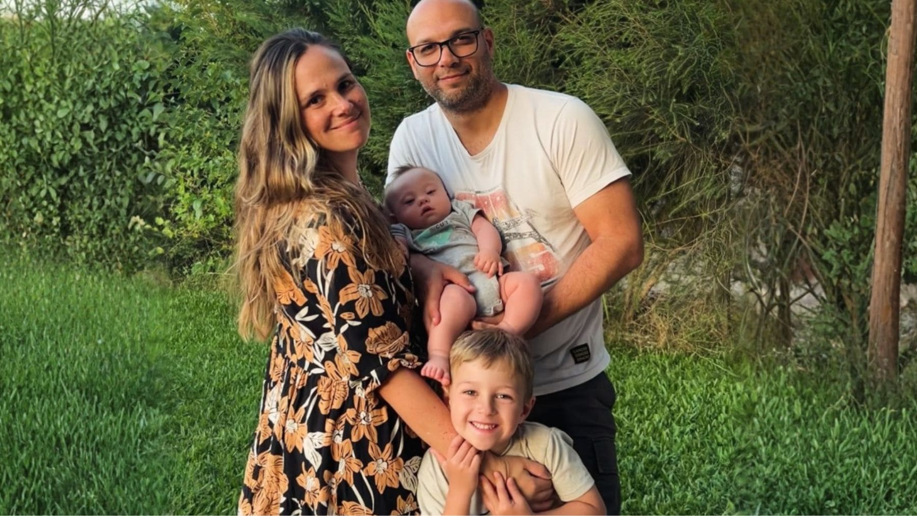 La 'receta' de una familia para combatir la falta de inclusión: "Al odio y la ignorancia, amor e información"