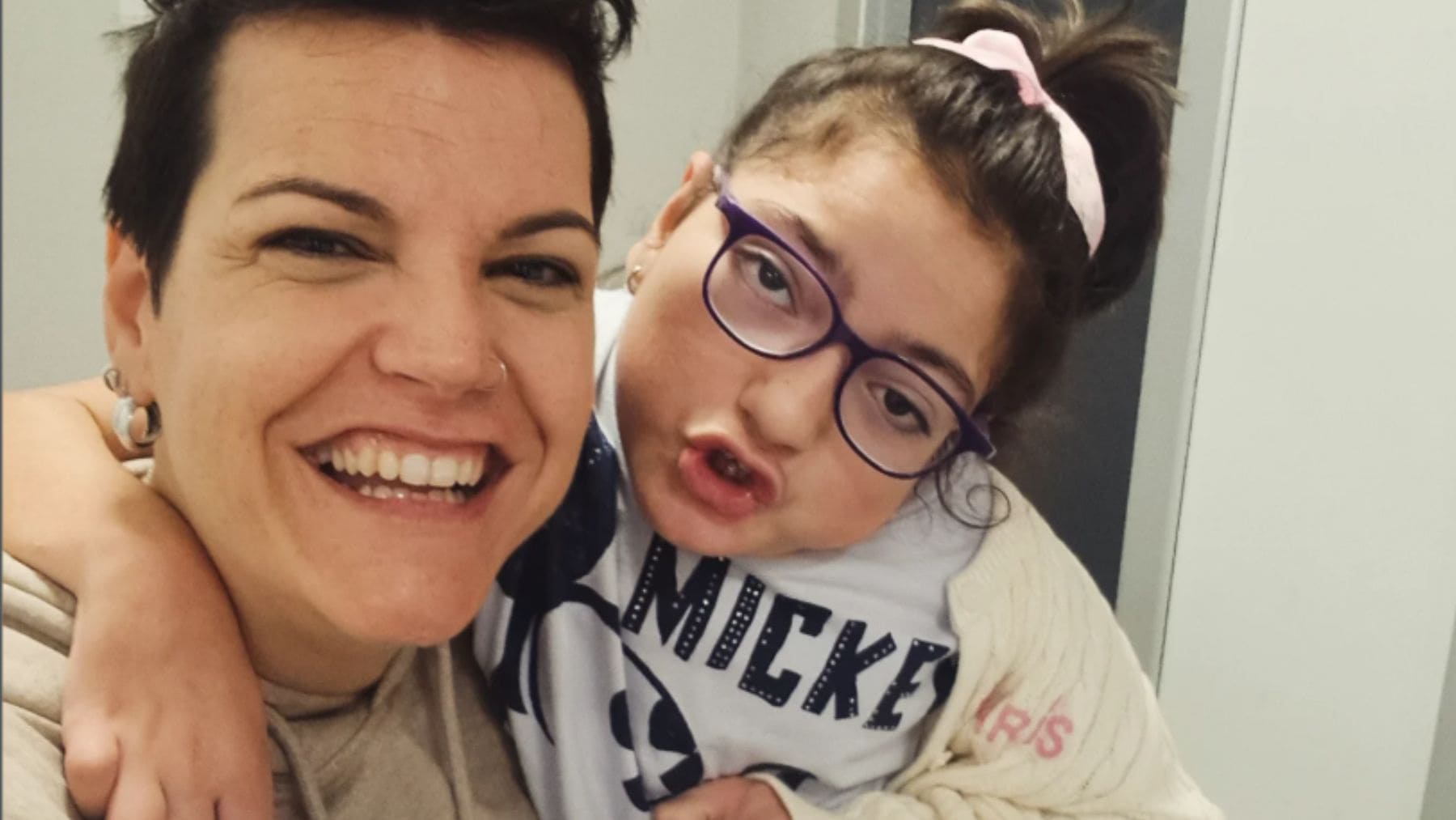 Estitxu y Amaia, madre e hija frente a dos enfermedades raras: "Yo soy yo y sus circunstancias"