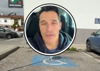 Pablo Tovar denuncia la falta de respeto hacia las plazas PMR en un parking de Mercadona