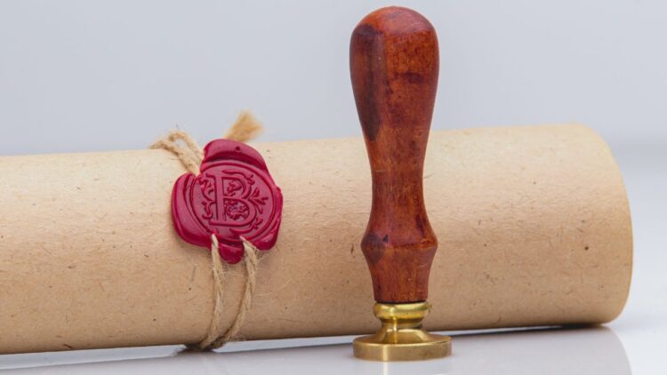 ¿Qué ocurre si no aparece el testamento? Notarios confirman lo que recoge el código civil