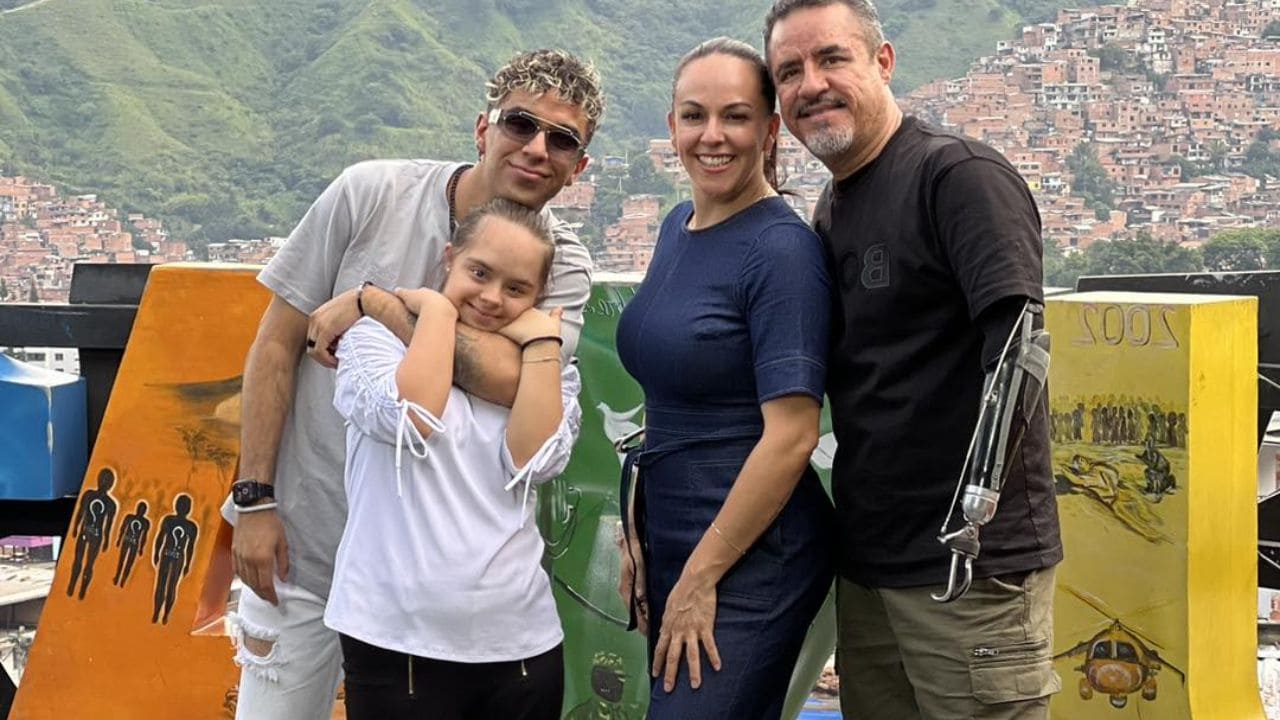 Aaron Acosta y la discapacidad: amputado de las 4 extremidades y padre de una joven con síndrome de Down