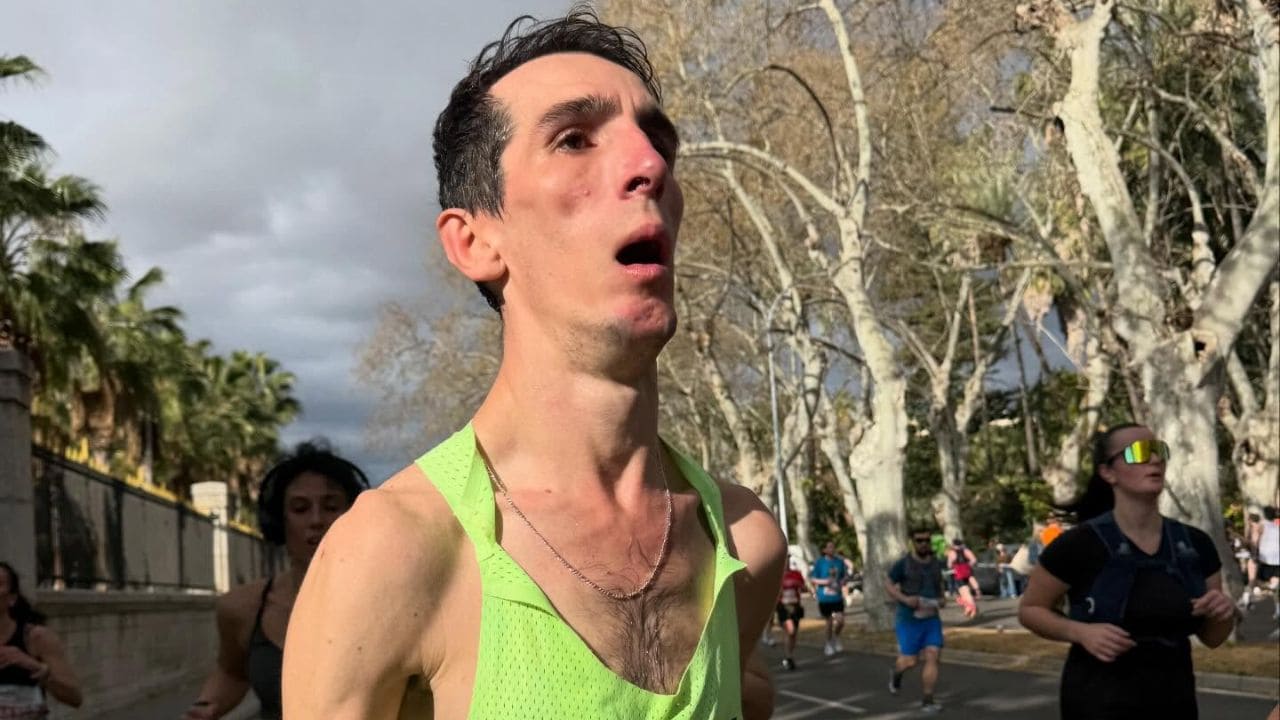 Álex Roca completa la Media Maratón de Madrid para visibilizar la realidad las enfermedades raras