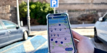 Badajoz, primera ciudad en incorporar una app para facilitar el aparcamiento a personas con movilidad reducida