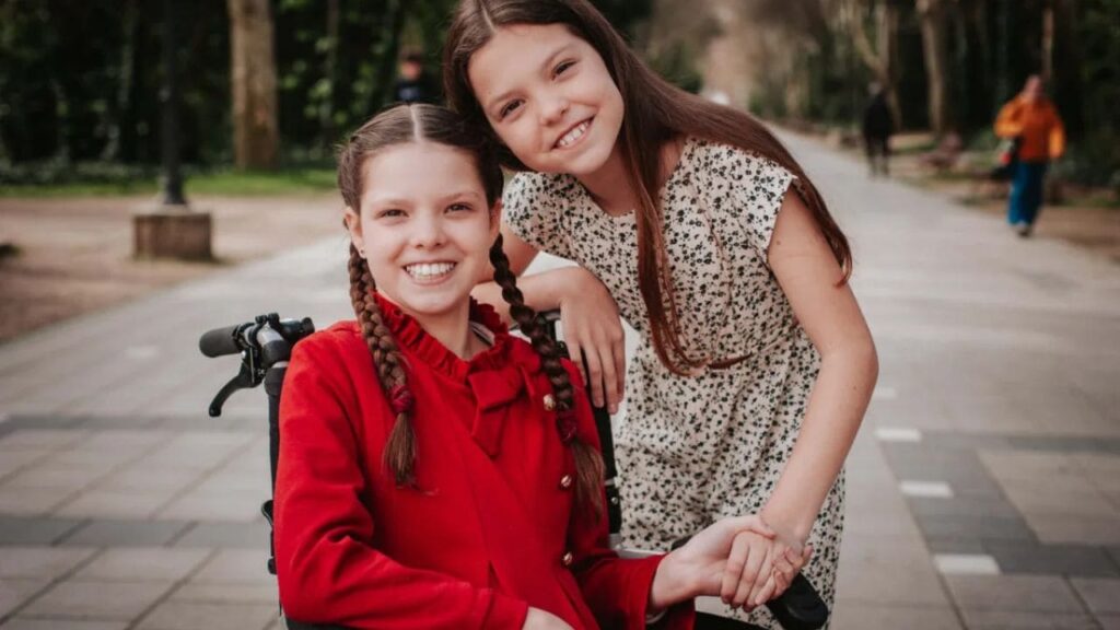 'Carolina Purpurina', un libro inspirado en el amor de una niña por su hermana mayor con discapacidad