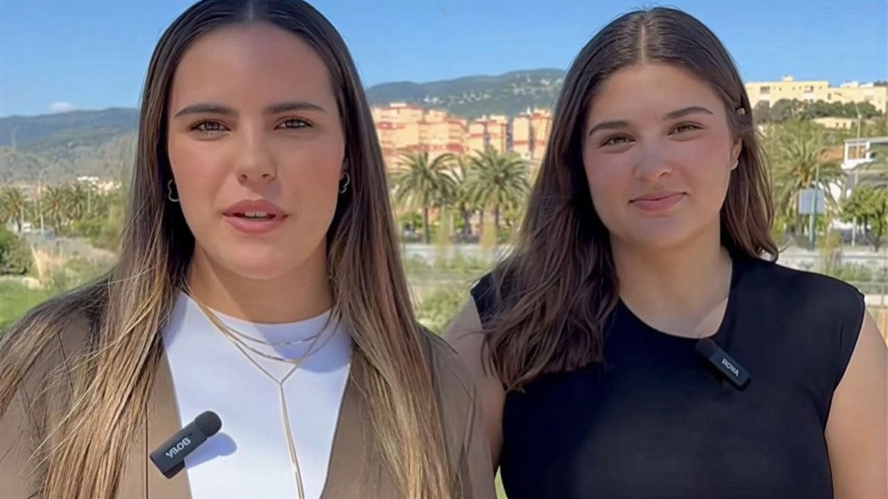 Dos jóvenes de Málaga devuelven una cartera con 1.332 euros que pertenecían a personas con discapacidad