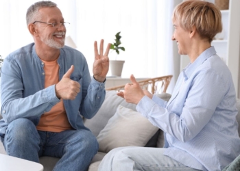 El Plan Estatal de Vivienda en España incorpora medidas de accesibilidad para personas sordas