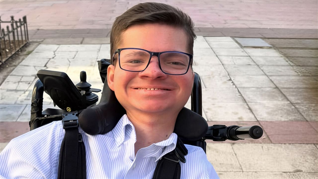 El consejo de Andrés Marcio sobre el acoso escolar a niños con discapacidad: "Pide ayuda y cuéntalo" El consejo de Andrés Marcio sobre el acoso escolar a niños con discapacidad