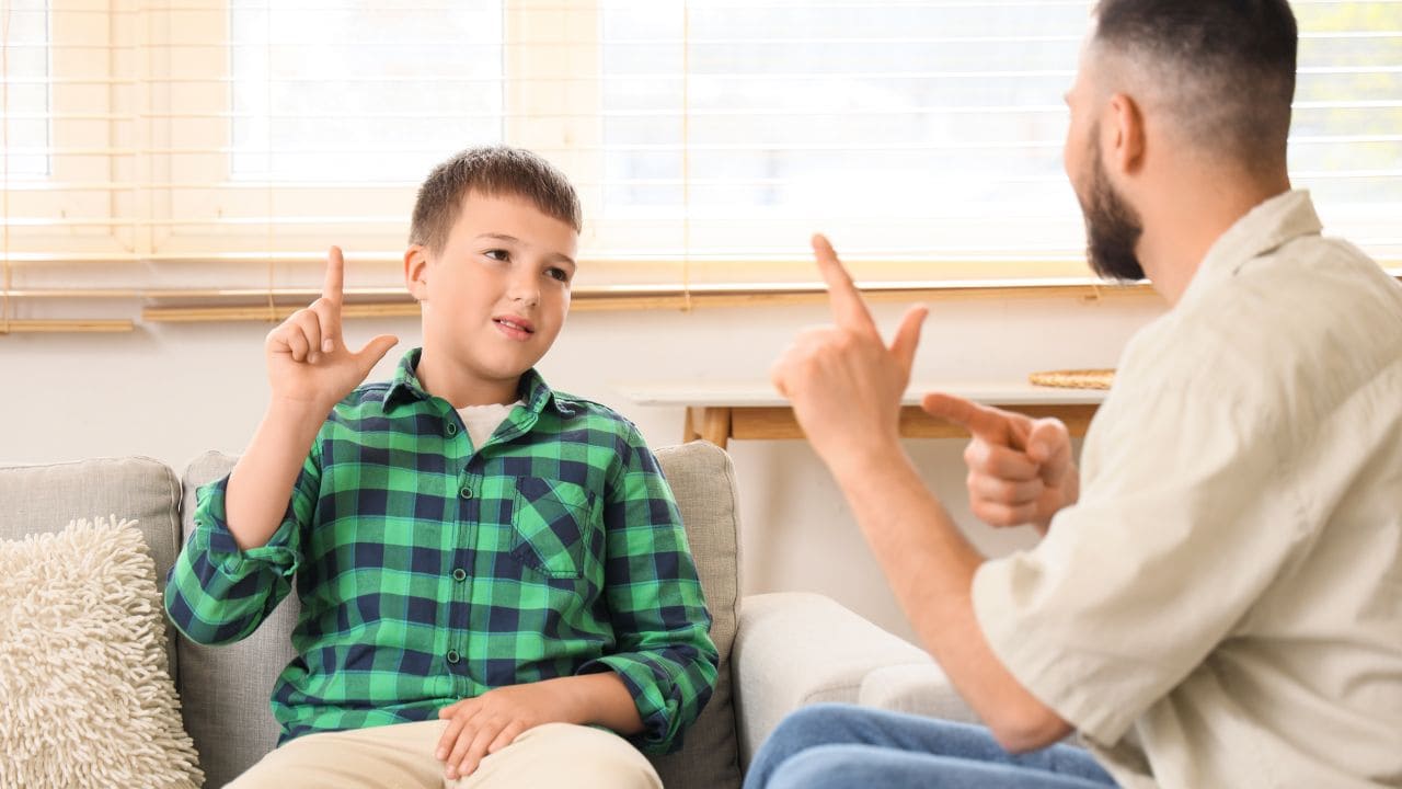 El reclamo de las personas sordas a la sociedad sobre la Lengua de Signos